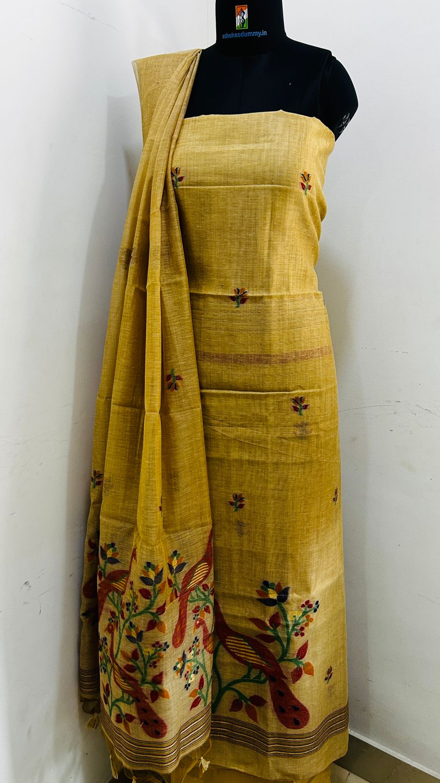 Jamdani Soft Handwoven Embroidery Unstitched Salwar Set